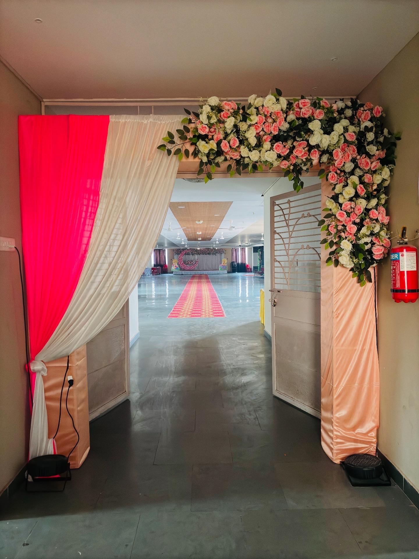 WhatsApp Image 2025-11-18 at 13.29.28_d9aa82ba